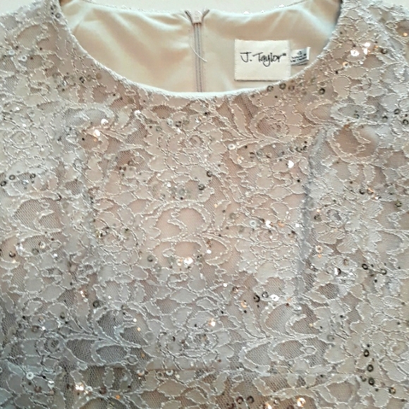 J. Taylor size 4 flowery lace and sequin mini dress - Picture 3 of 10